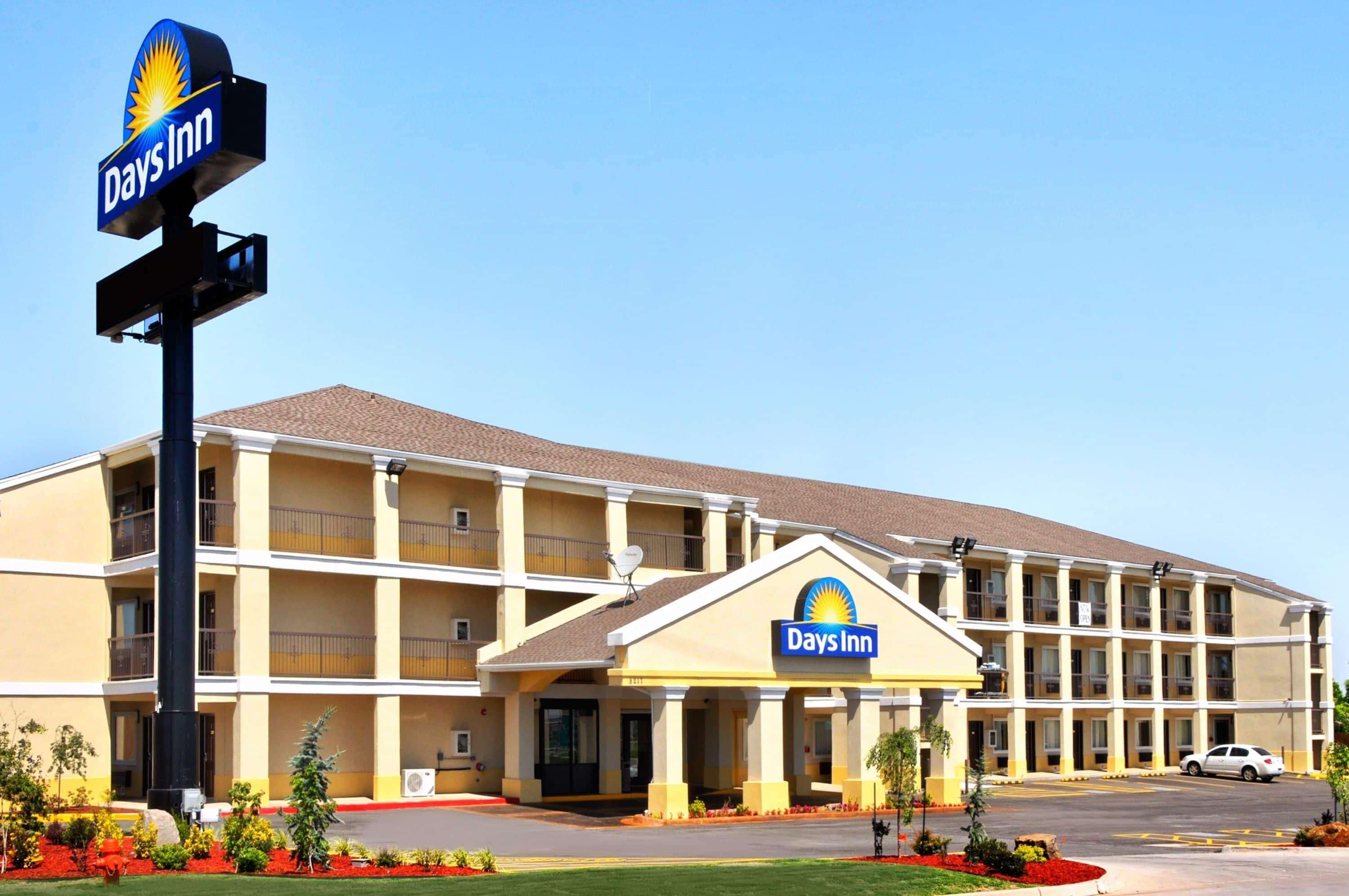 Days By Wyndham City/moore Hotel