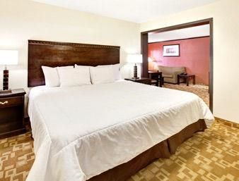 Days By Wyndham City/moore Oklahoma City