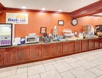 Hotel Days By Wyndham City/moore 2*