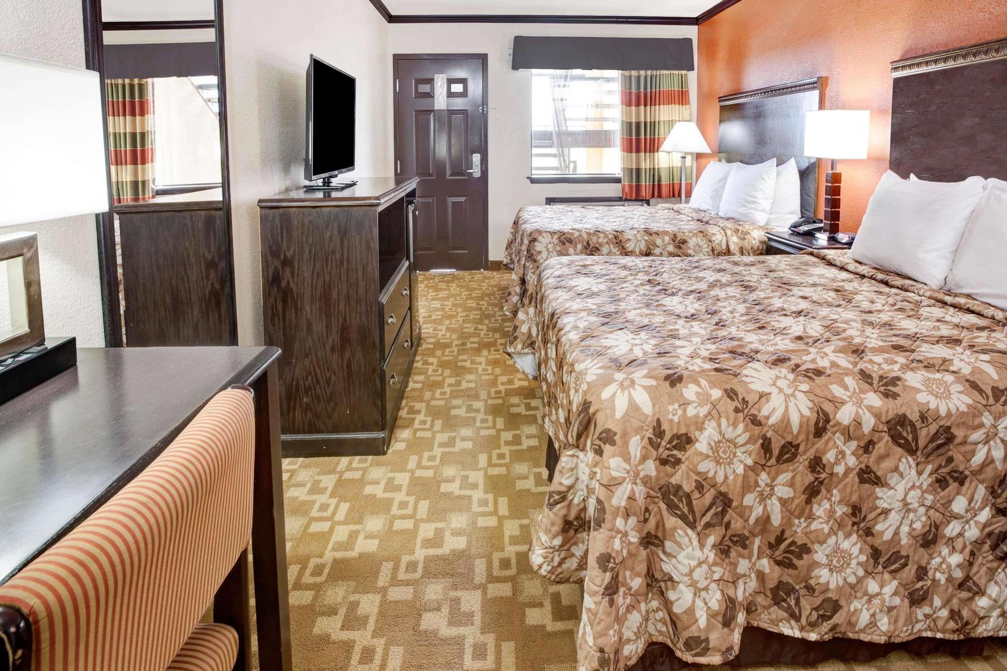 Days By Wyndham City/moore Hotel Oklahoma City