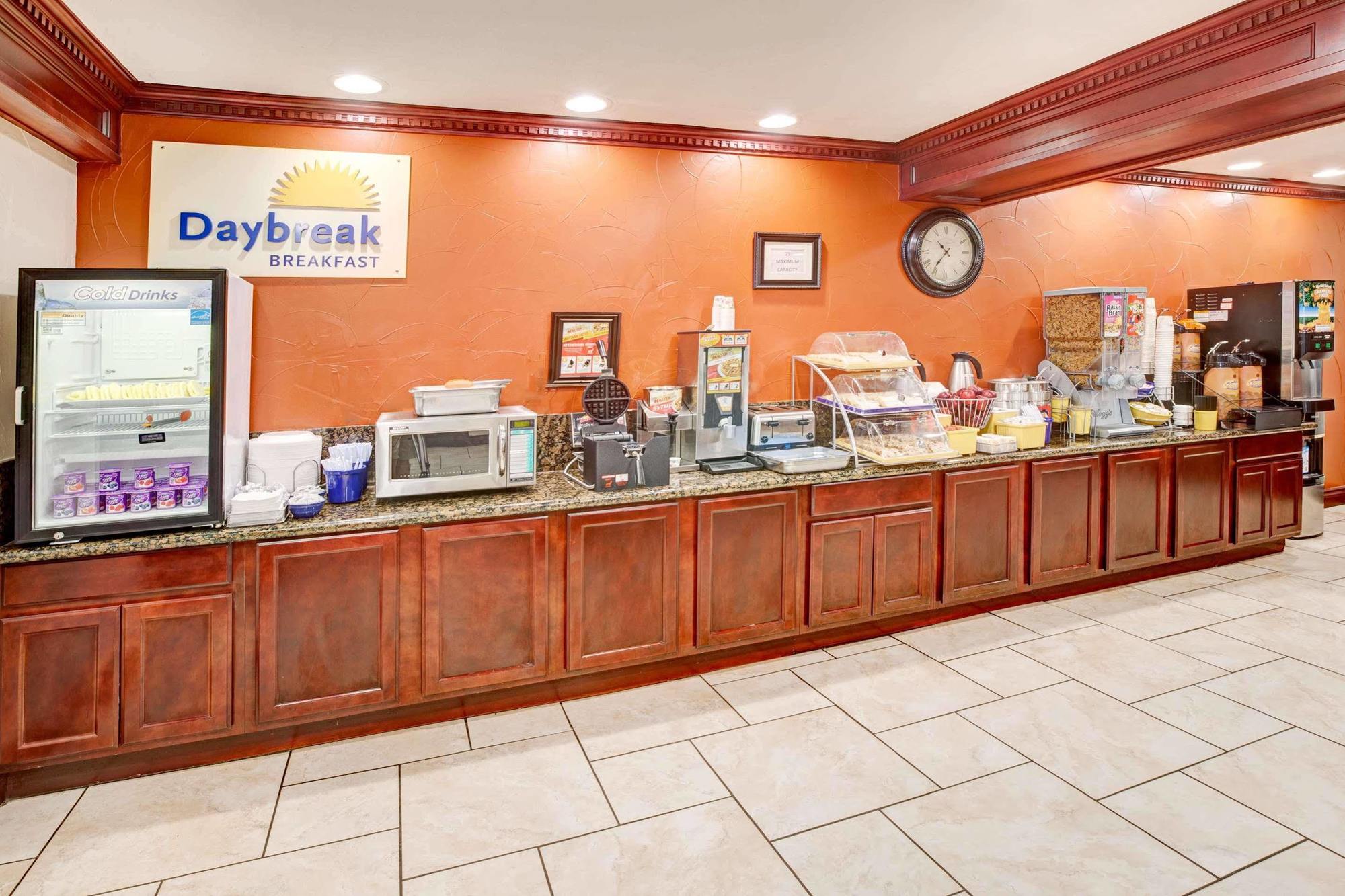 Days By Wyndham City/moore 2* Oklahoma City